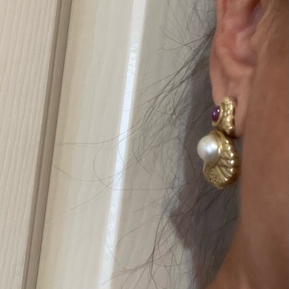 14KT SOLID GOLD PEARL/RUBY EARRINGS - OMEGA BACK 20+ grams - Picture 7 of 7